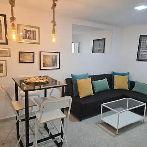 https://apartamento-con-encanto-y-ubicacin-perfecta.hotelsincadiz.net